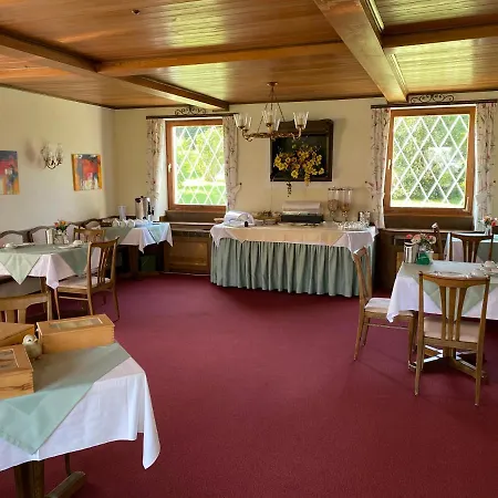 - Garni Stabauer Hotel