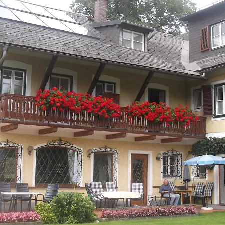 - Garni Stabauer 2* Mondsee
