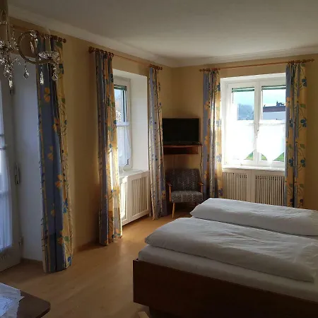 - Garni Stabauer 호텔