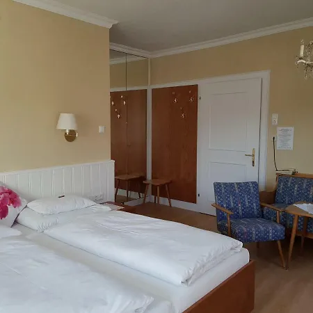 - Garni Stabauer 2*