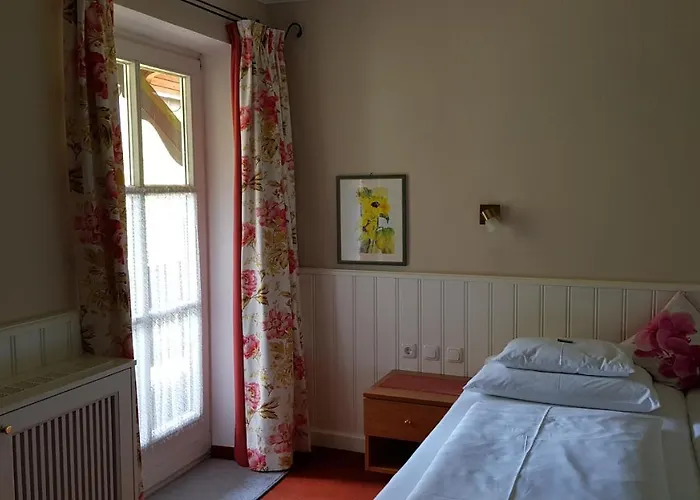 - Garni Stabauer Ξενοδοχείο Mondsee