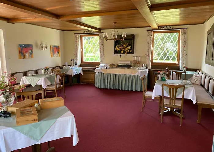 - Garni Stabauer Ξενοδοχείο