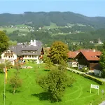 Hotel - Garni Stabauer 2*