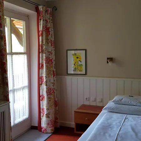 - Garni Stabauer Hotel Mondsee