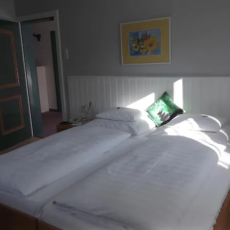 - Garni Stabauer 2* Mondsee