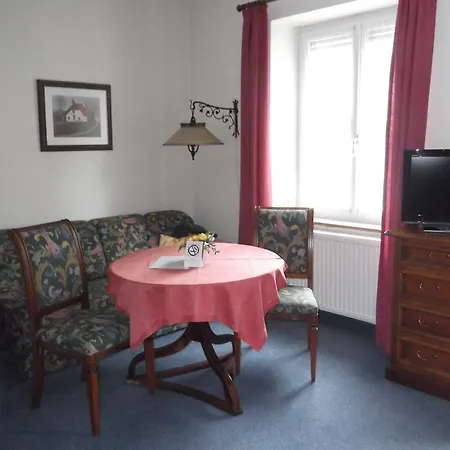 Hotel - Garni Stabauer 2*