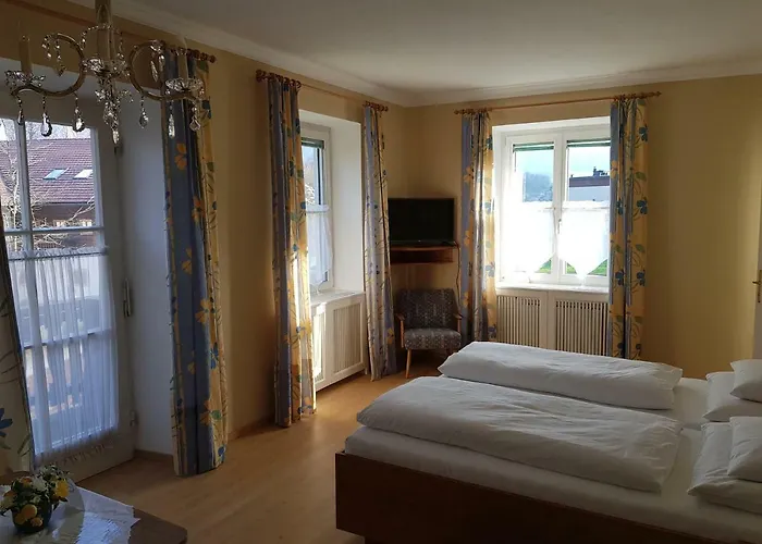 - Garni Stabauer Ξενοδοχείο